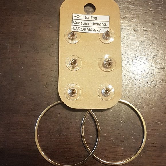 💎 3 /$20💎 Call it Spring Earring Set - Picture 5 of 5